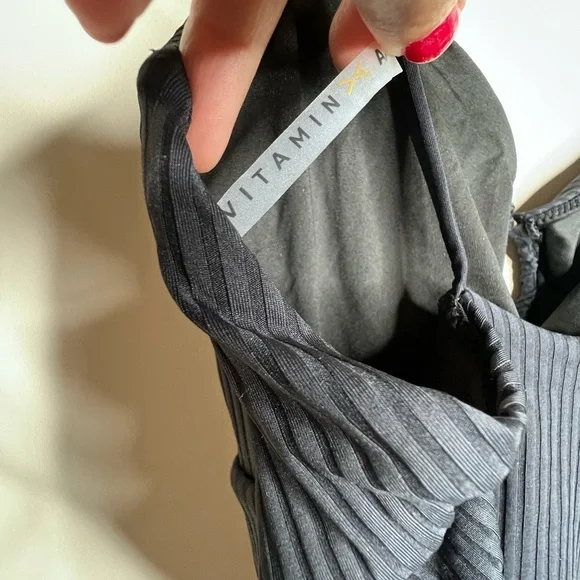 Vitamin A Bedette One Piece Swimsuit black missing size approx size Small - Picture 8 of 10